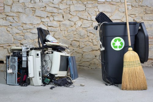 Choosing a reliable waste removal service in Ealing